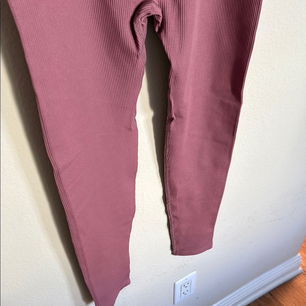 Lace Up Back Ribbed Pink Leggings - Picture 3 of 10